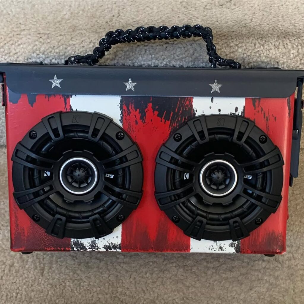 badass collaboration between @thrash and clang and @tg audio this thing is ridiculously awesome!