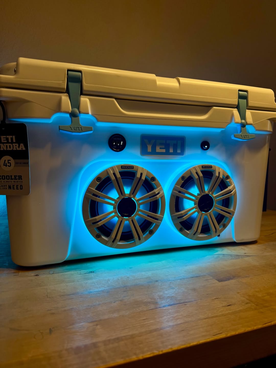 yeti tundra 45 cooler speaker uk white bluetooth audio system