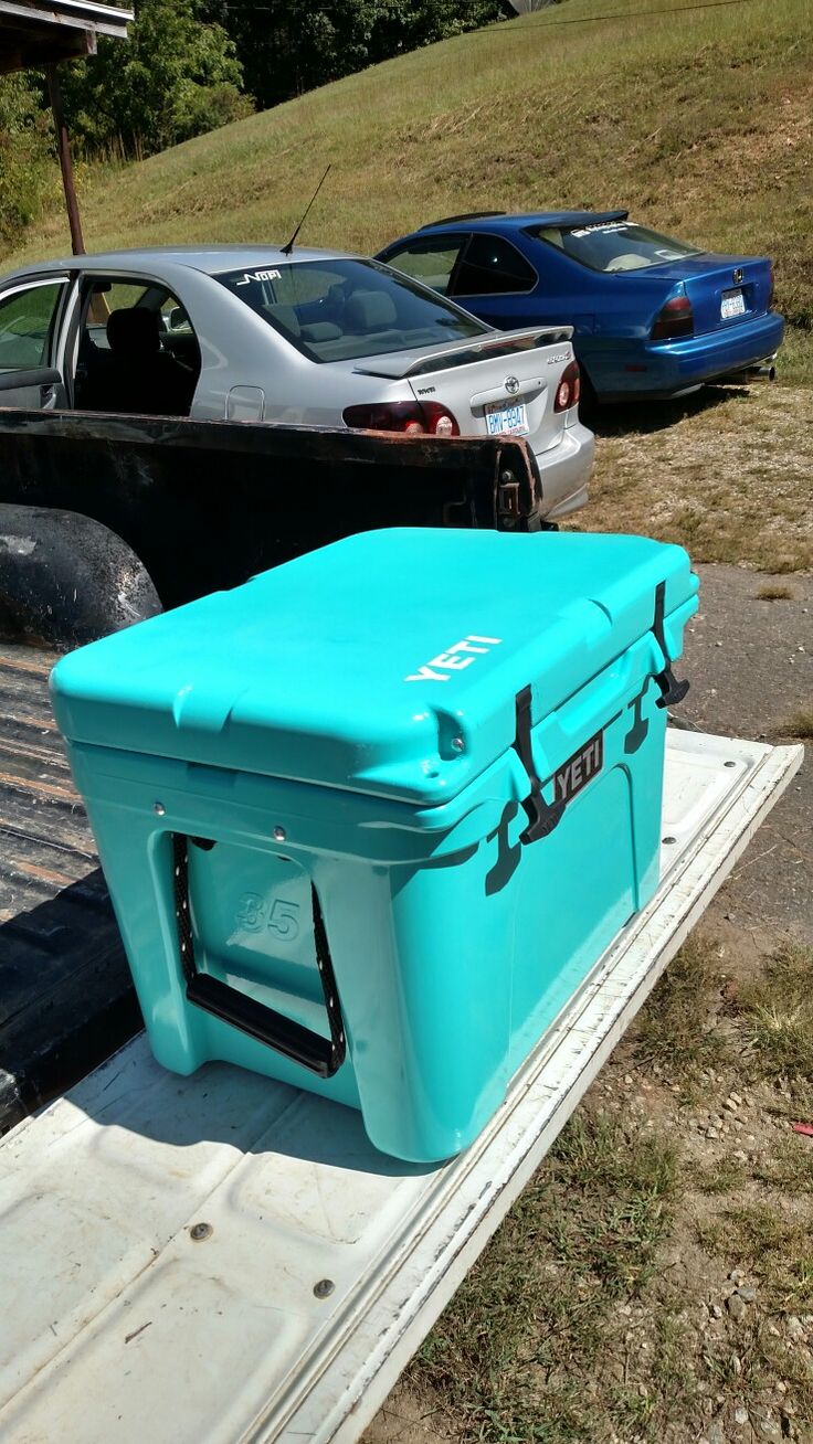Seafoam YETI Tundra 35 Cooler insulated outdoor hard cooler for camping fishing boating and travel