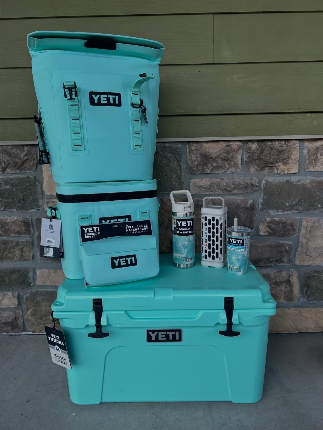 Seafoam YETI Hopper M30 Tote Soft Cooler insulated outdoor travel cooler bag for camping fishing beach and travel