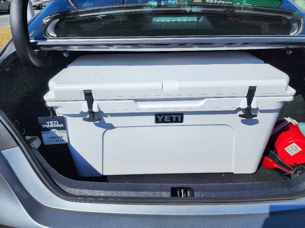 YETI Tundra 75 Cooler