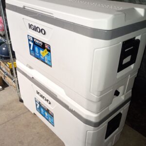Igloo MaxCold XL 150QT Cooler UK White Brand New