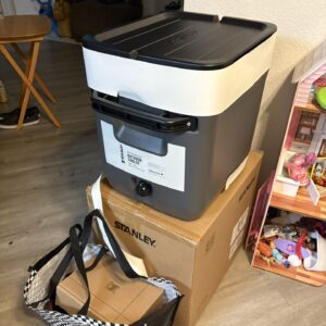 Stanley 30 QT Charcoal Cooler UK Brand New With Box